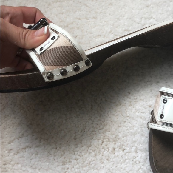 burberry slides white